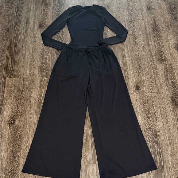 New Matching Set! - Picture 4 of 6